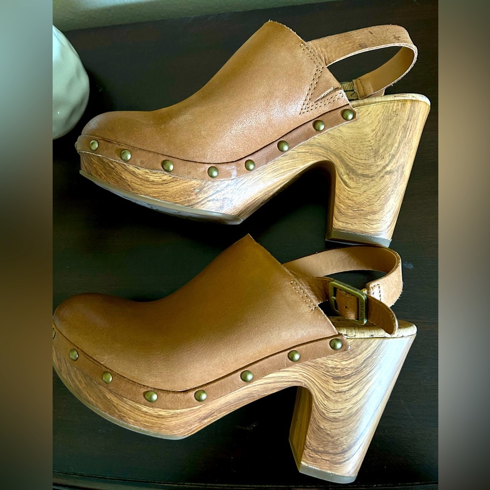 Kork-Ease Darby Tan Leather Studded Clog Heels - Picture 4 of 7